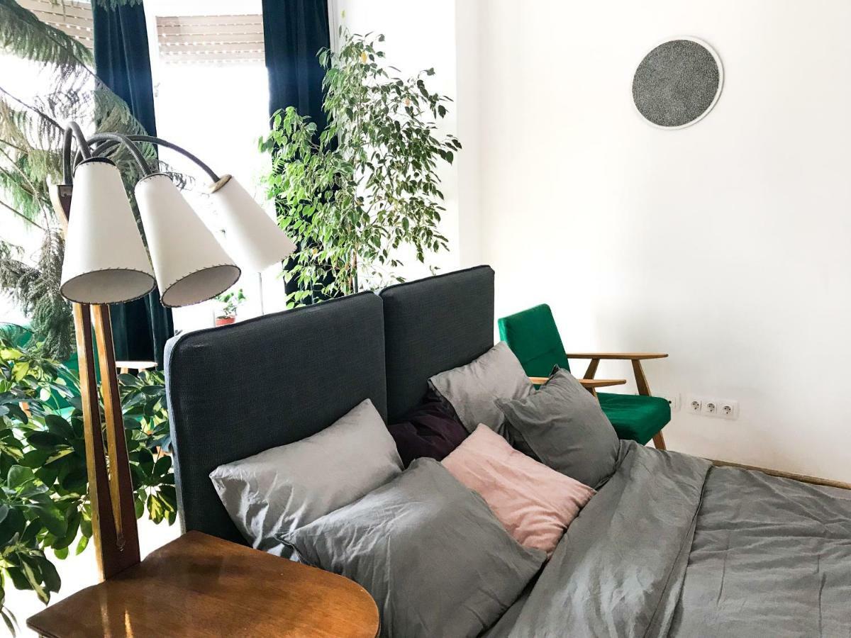 Spacious Bauhaus Icon Flat With Fitness Room In Central Buda, Close To The River And Margaret Island Budapest Exterior photo