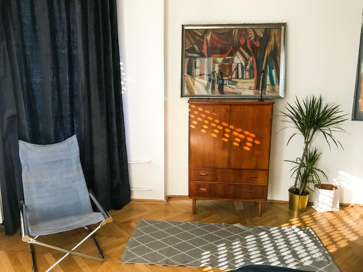 Spacious Bauhaus Icon Flat With Fitness Room In Central Buda, Close To The River And Margaret Island Budapest Exterior photo
