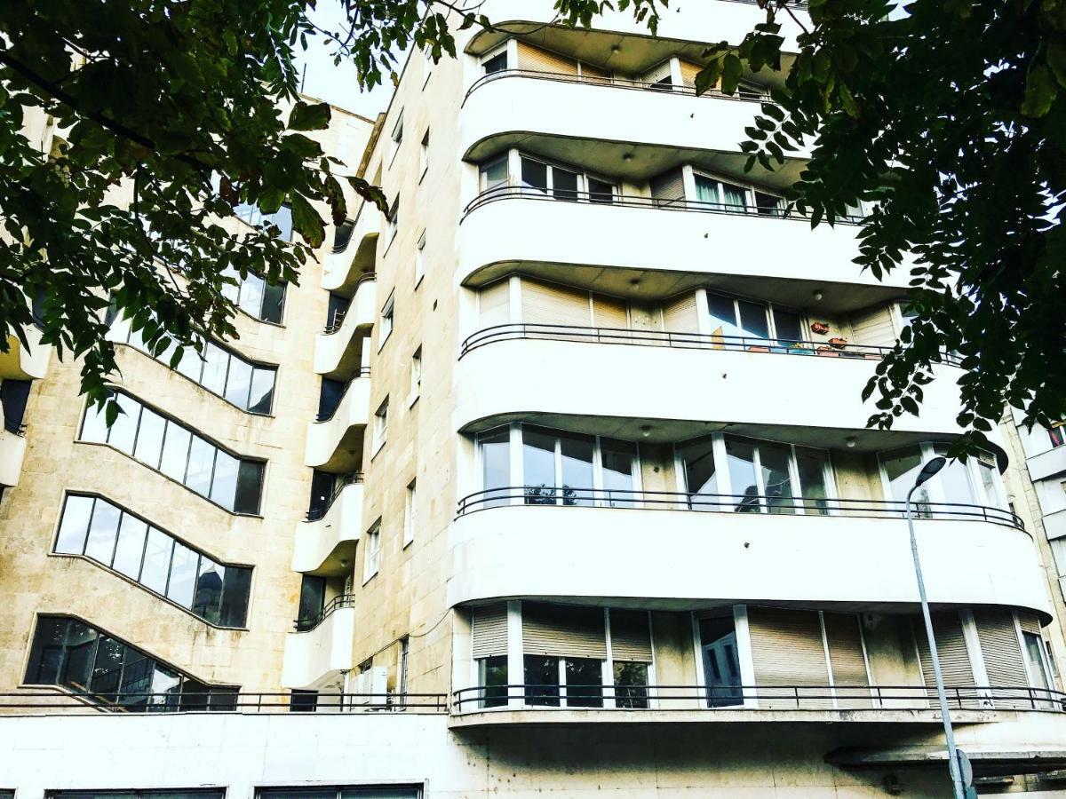 Spacious Bauhaus Icon Flat With Fitness Room In Central Buda, Close To The River And Margaret Island Budapest Exterior photo